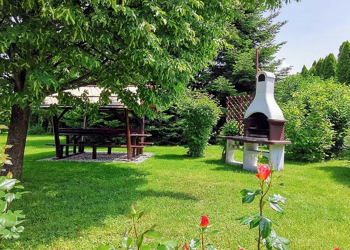 Stimmungsvolle Mit Grossem Garten By Interhome